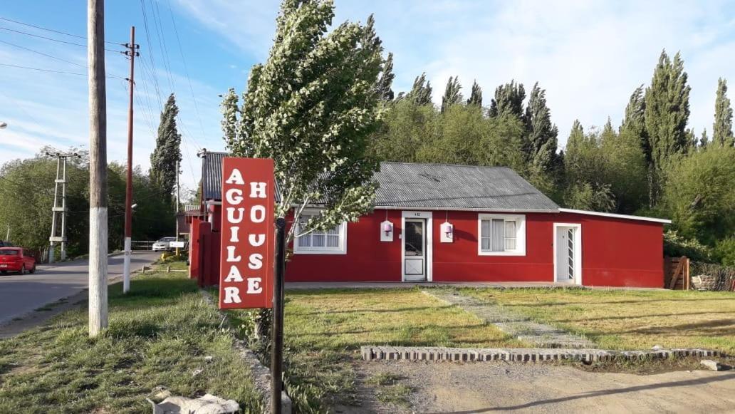 Aguilar House Hostel B&B El Calafate Extérieur photo